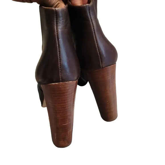 Vince Camuto Womens Grenadine Leather Bootie Clog Chunky Boot Size 9.5 Brown Zip - Picture 5 of 14